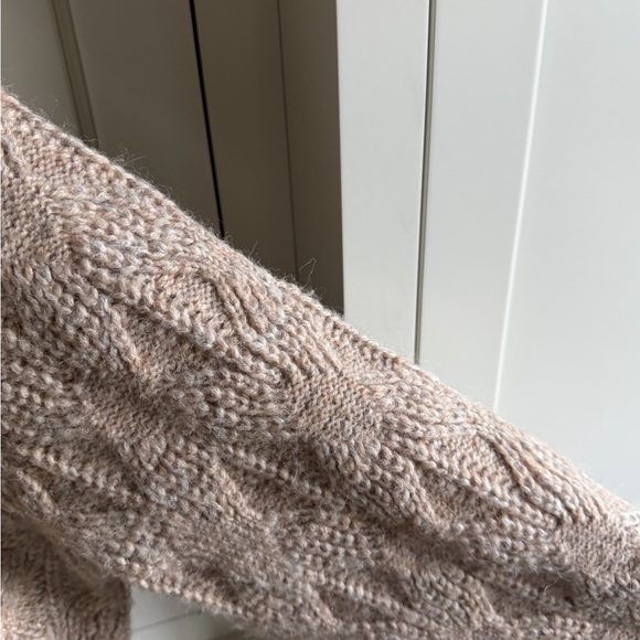 & Other Stories Textured Beige Sweater - Picture 5 of 9